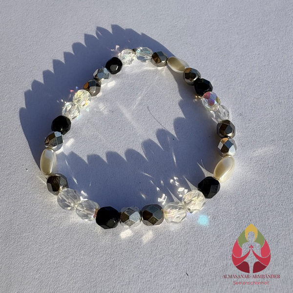 Almasanar-Armband für die Bewusste Frau - Die Taffe