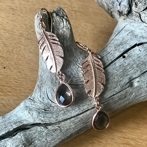 Edelstein-Ohrringe Rauchquarz Feder Rosé